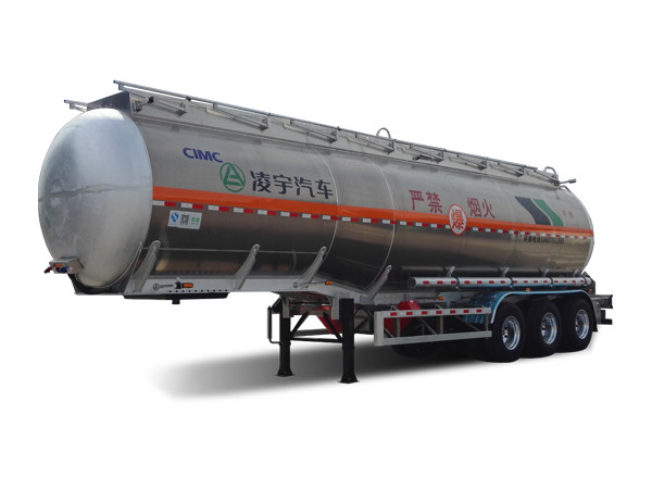 45.5方鋁合金易燃液體運(yùn)輸半掛車(chē)