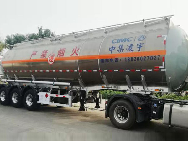 現(xiàn)場(chǎng)收獲多臺(tái)意向，中集凌宇高端液罐車遼寧受青睞