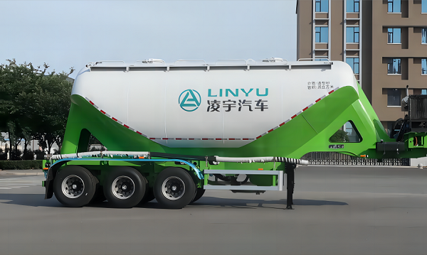 35方超輕立式粉罐半掛車的優(yōu)勢和特點(diǎn)是什么？