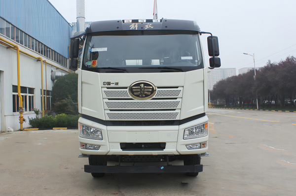 混動(dòng)攪拌車(chē)強(qiáng)勁優(yōu)勢(shì)詳解！攪拌車(chē)主新選擇！